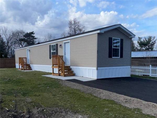 31 Ewald DR, Rochester, NY 14625