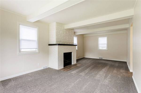 120 Newton RD, Rochester, NY 14626