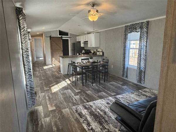 27 Ewald DR, Rochester, NY 14625