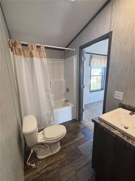 25 Ewald DR, Rochester, NY 14625