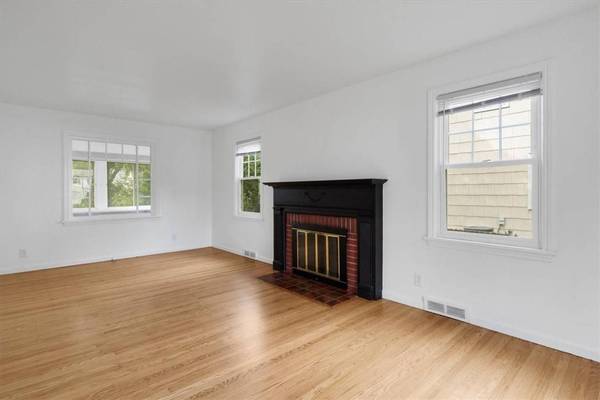 271 Daley BLVD, Rochester, NY 14617