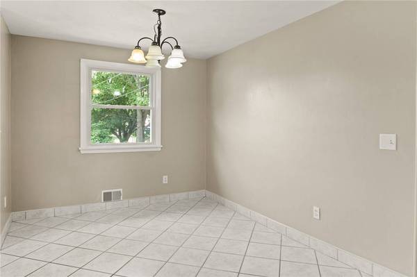 4 Stillmeadow Dr DR, Rochester, NY 14624