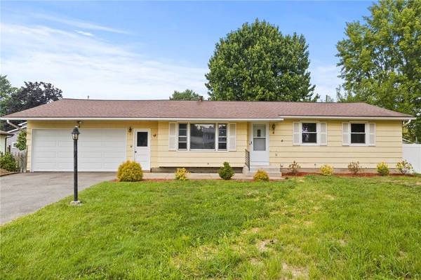 4 Stillmeadow Dr DR, Rochester, NY 14624