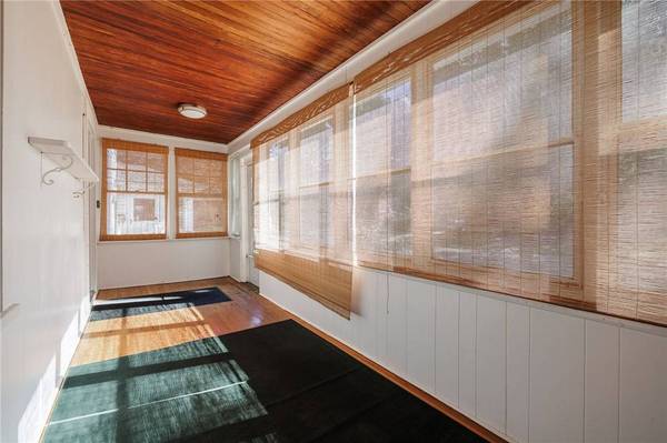 25 Arbordale AVE, Rochester, NY 14610