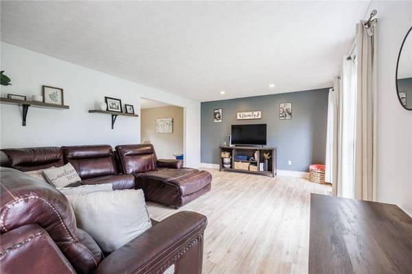 3366 Heather Brook LN, Macedon, NY 14502