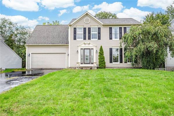 3366 Heather Brook LN, Macedon, NY 14502
