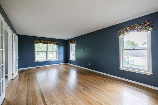 1 Waycross RD, Fairport, NY 14450