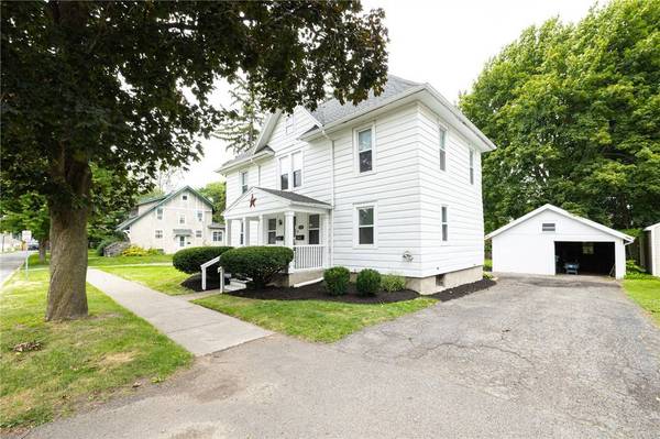 154 Amity ST, Spencerport, NY 14559