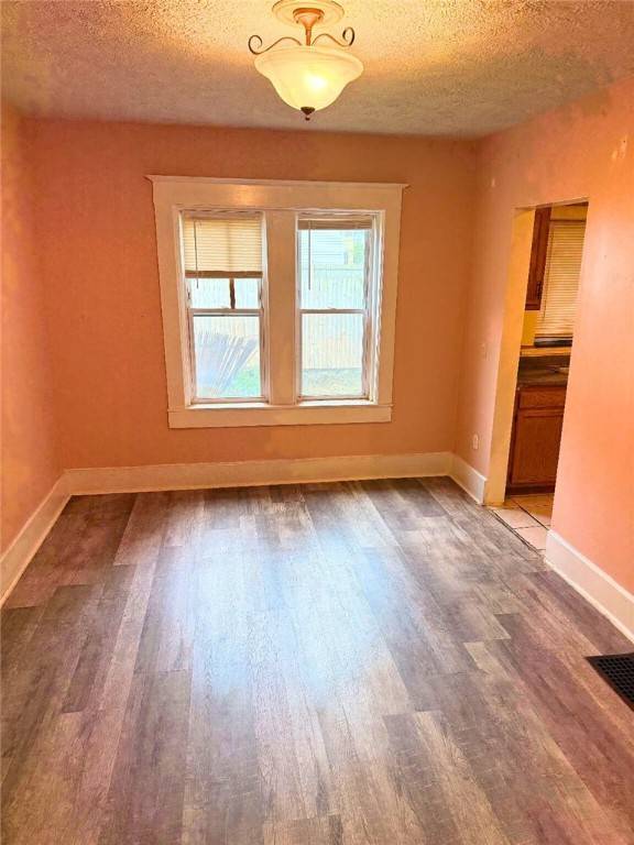 261 Henrietta St ST, Rochester, NY 14620