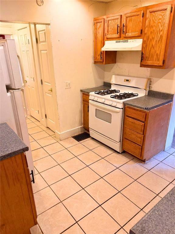 261 Henrietta St ST, Rochester, NY 14620