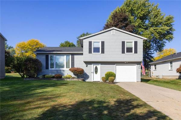 87 Highview DR, Spencerport, NY 14559