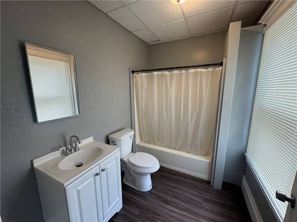 15 Selye TER, Rochester, NY 14613