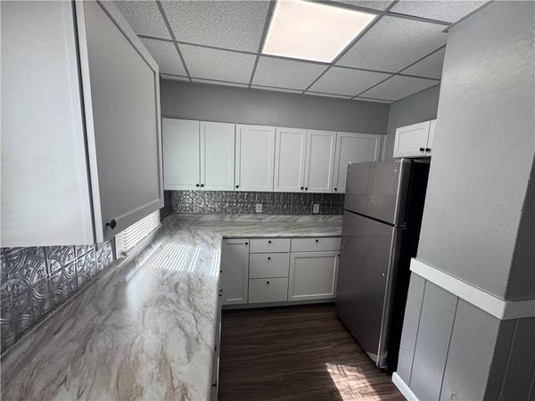 15 Selye TER, Rochester, NY 14613