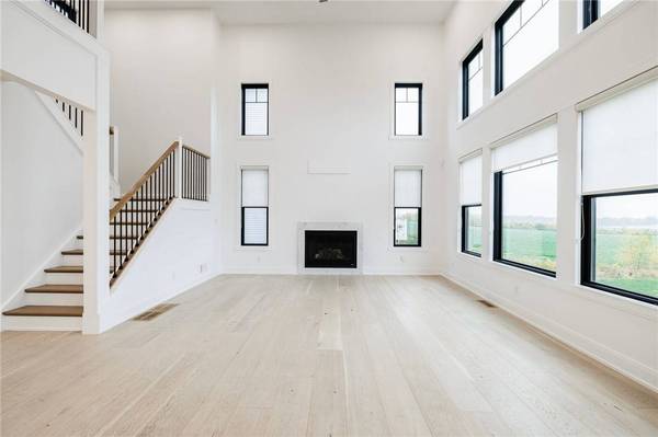 10 Long Point LN, Brockport, NY 14420