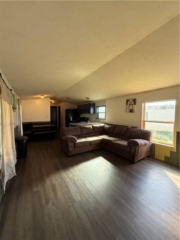 345 Sandy Brook DR, Hamlin, NY 14464