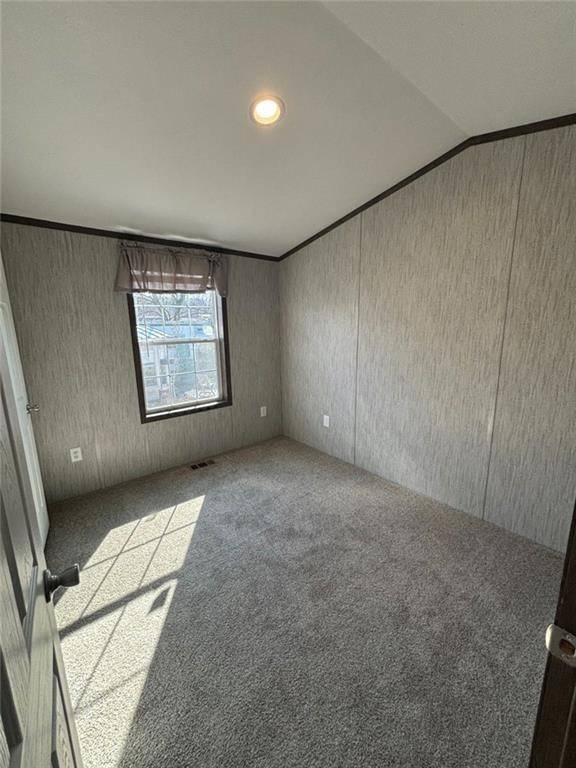 26 Ewald DR, Rochester, NY 14625