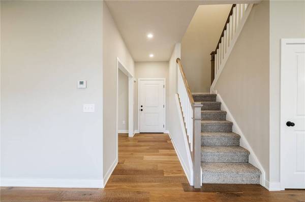 36 Kaye Park TER, Rochester, NY 14624