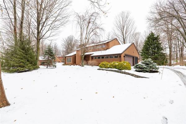 342 Shadowbrook DR, Webster, NY 14580