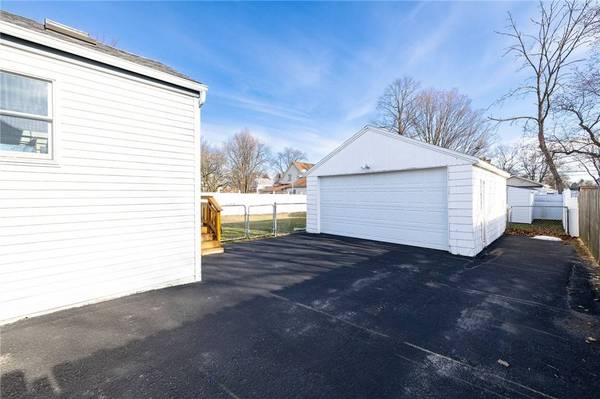 178 Ardella St, Rochester, NY 14606