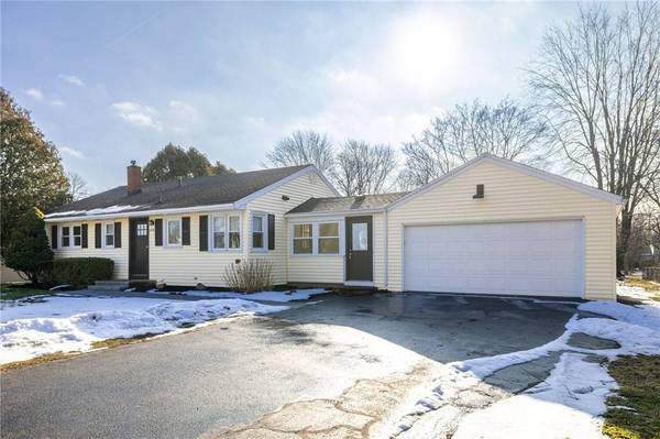 295 Straub RD, Rochester, NY 14626
