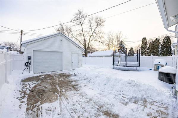 20 Florida Ave, Rochester, NY 14616