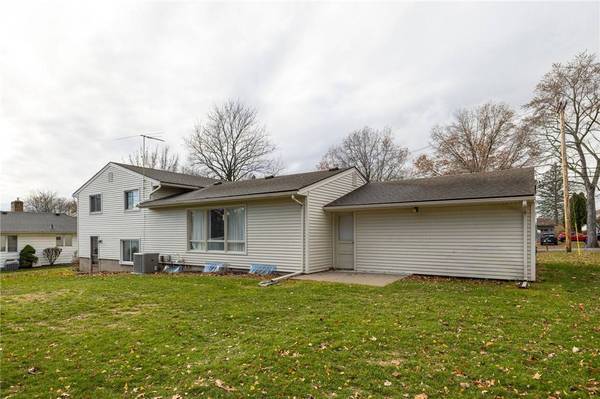 254 Parkview DR, Rochester, NY 14625