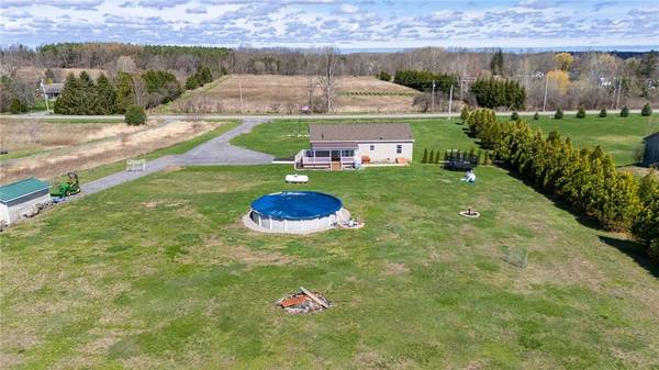 63 Harmon RD, Churchville, NY 14428