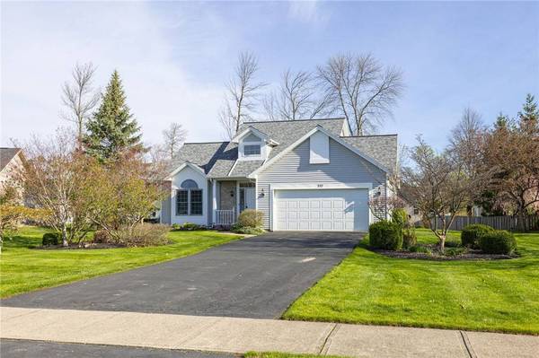 337 Sunny Mill LN, Rochester, NY 14626