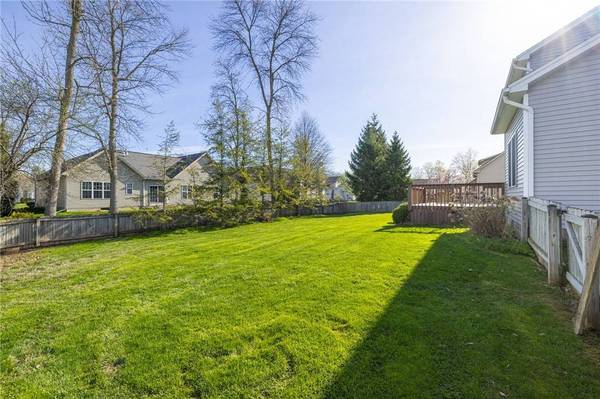 337 Sunny Mill LN, Rochester, NY 14626