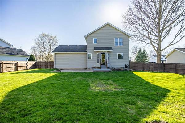 24 Scarlet Pine CIR, Clarkson, NY 14420