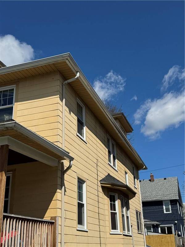 72-74 Mckinley ST, Rochester, NY 14609