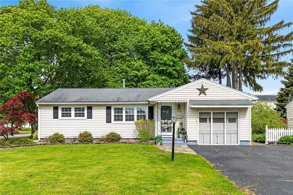 110 Verstreet DR, Rochester, NY 14616