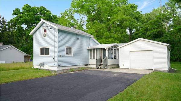 4 Wyvil AVE, Scottsville, NY 14546