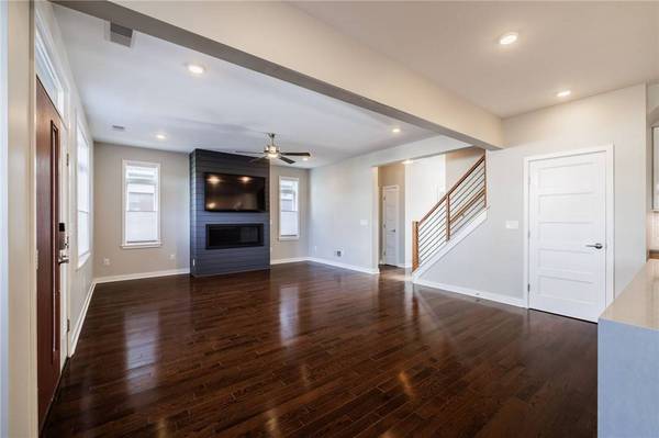 76 Charlotte ST, Rochester, NY 14607