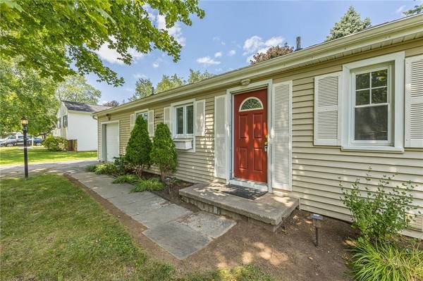 30 Newport Drive, Rochester, NY 14624