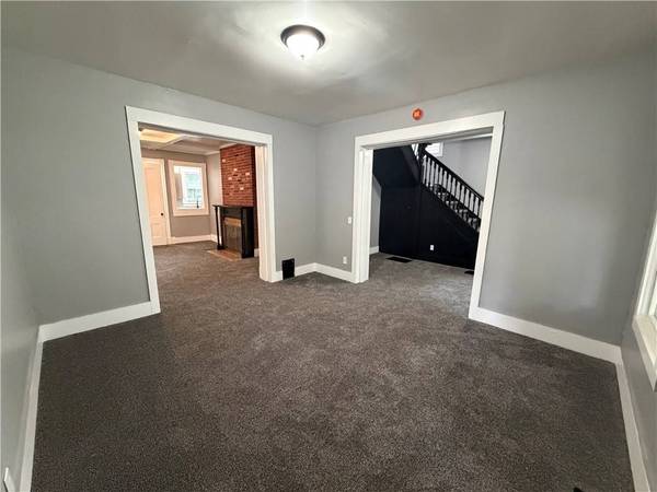 46 Glendale PARK, Rochester, NY 14613