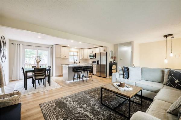 93 Larkins XING, Rochester, NY 14612