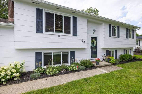93 Larkins XING, Rochester, NY 14612