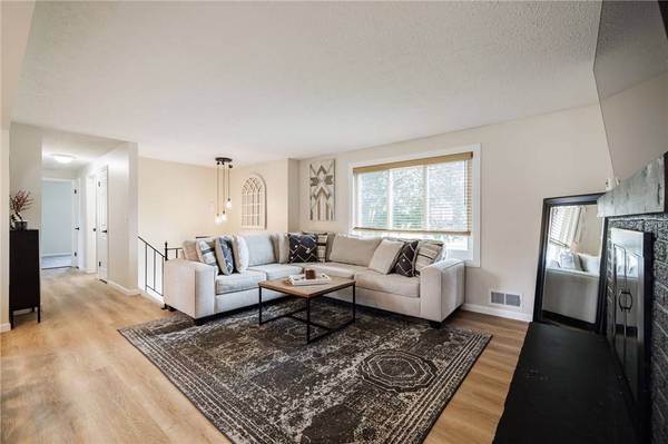 93 Larkins XING, Rochester, NY 14612