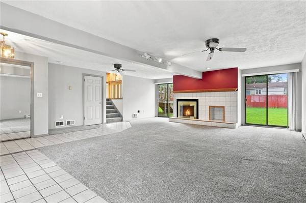 51 Valencia DR, Rochester, NY 14606