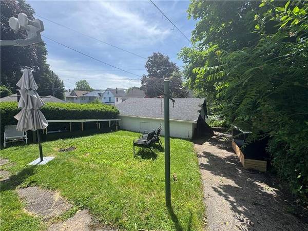 449-451 Clay AVE, Rochester, NY 14613