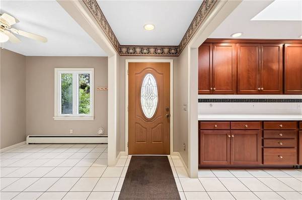 125 Webster RD, Spencerport, NY 14559