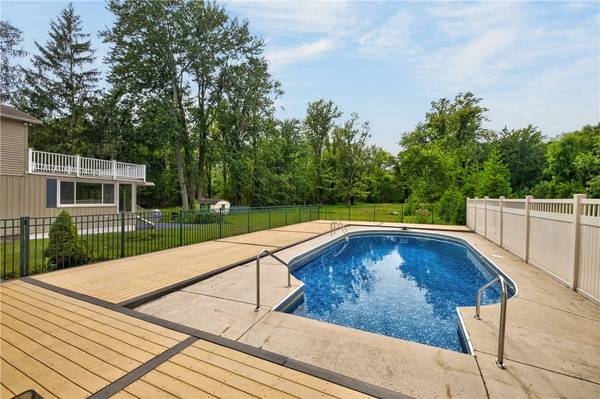 125 Webster RD, Spencerport, NY 14559