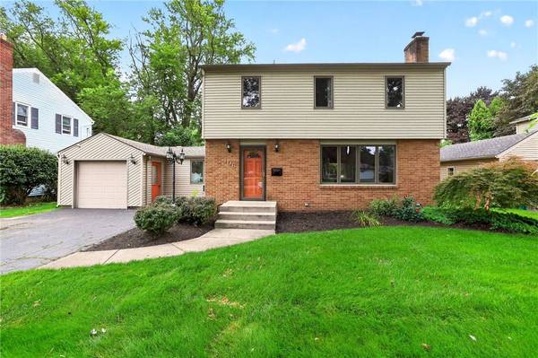 106 Stonehenge RD