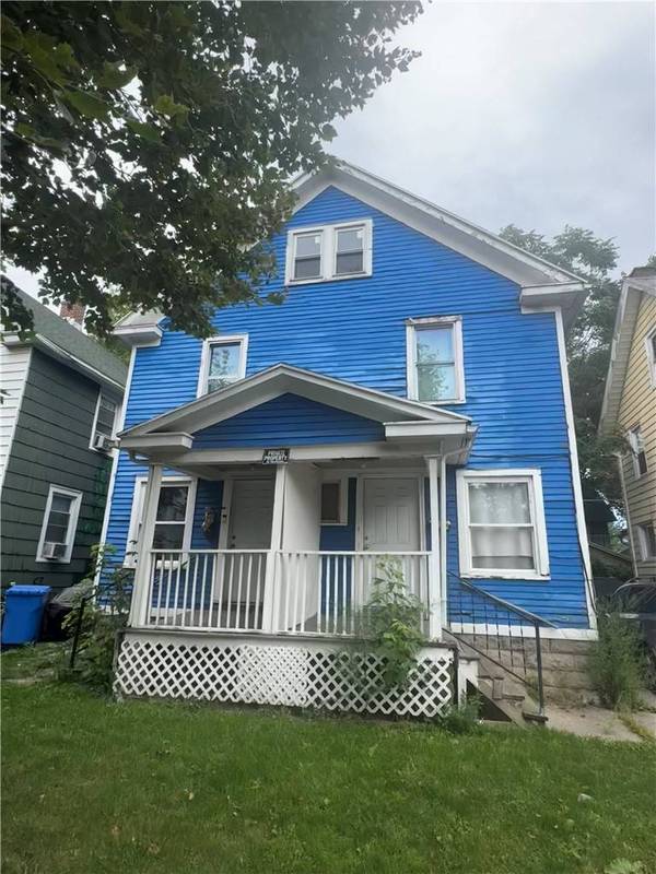 176-178 Roycroft DR