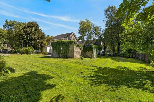 51 High St, Rochester, NY 14609