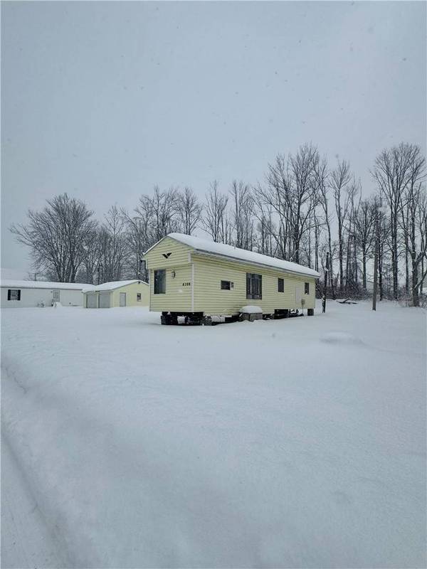 8208 Walnut RD, Wolcott, NY 14590