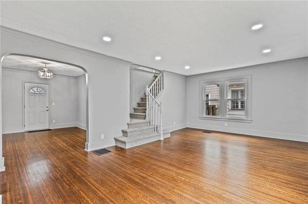 226 Barry RD, Rochester, NY 14617