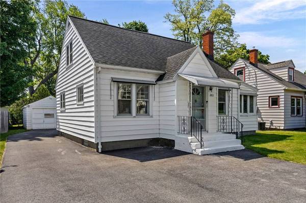 283 Stone Rd RD, Rochester, NY 14616