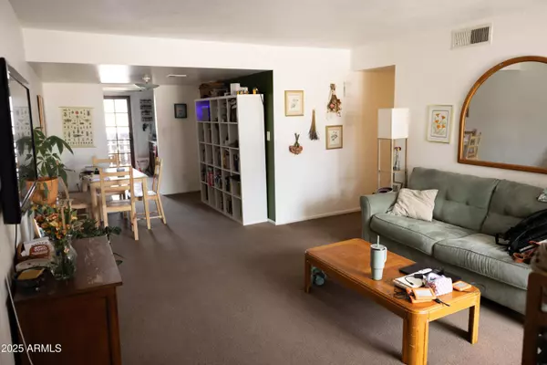 1927 E Hampton Avenue #208, Mesa, AZ 85204